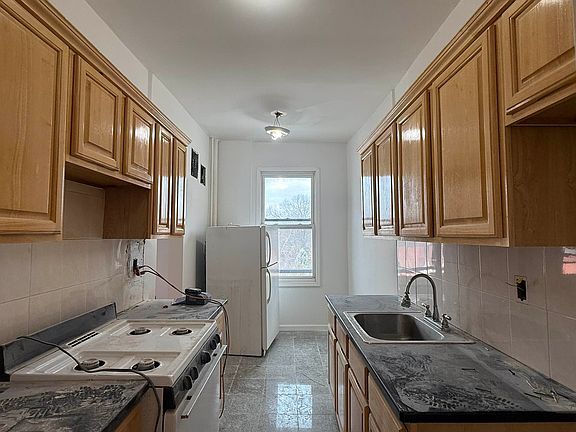 2nd image of 117-14 Union Tpke #Bc3