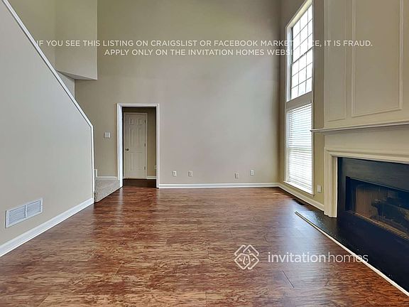 5th image of 4132 Glenaire Way NW