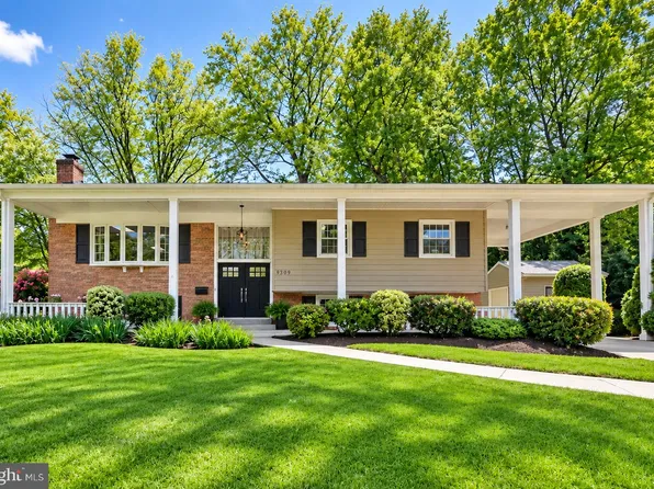 9301 Santayana Dr, Fairfax, VA 22031