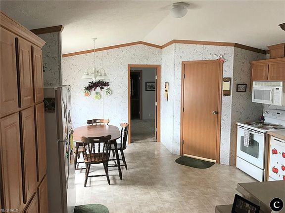 4th image of 9151 Mentor Ave Lot D7