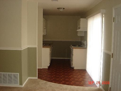 4th image of 8214 LAZY CREEK DR