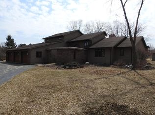 8721 122nd St, Pleasant Prairie, WI 53158