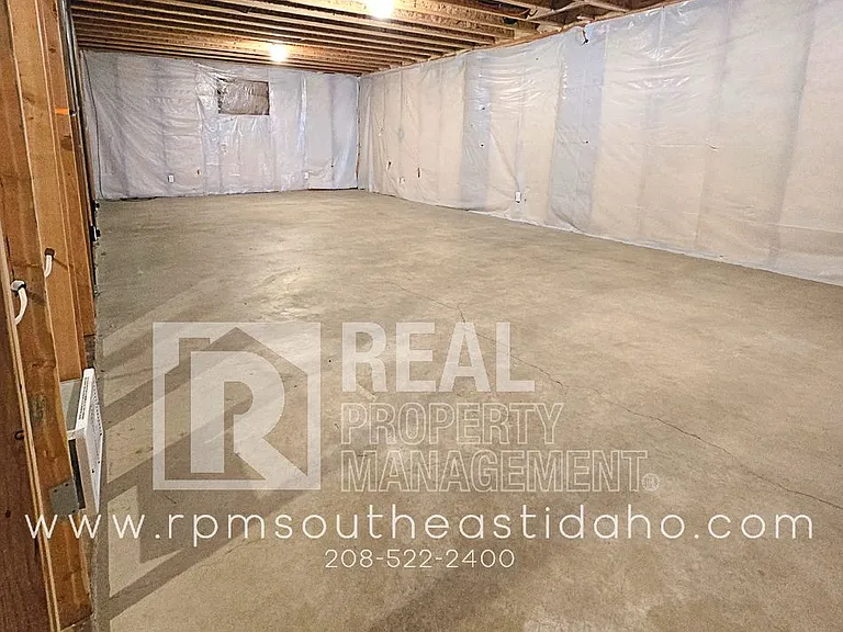2801 E Chasewood Dr — Photo 28