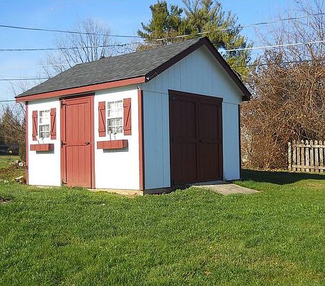 5th image of 2037 Girard Ave