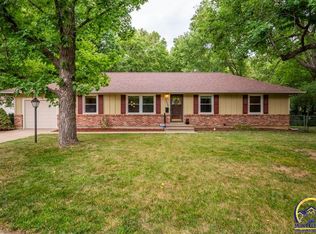 3336 SW Birchwood Cir, Topeka, KS 66614