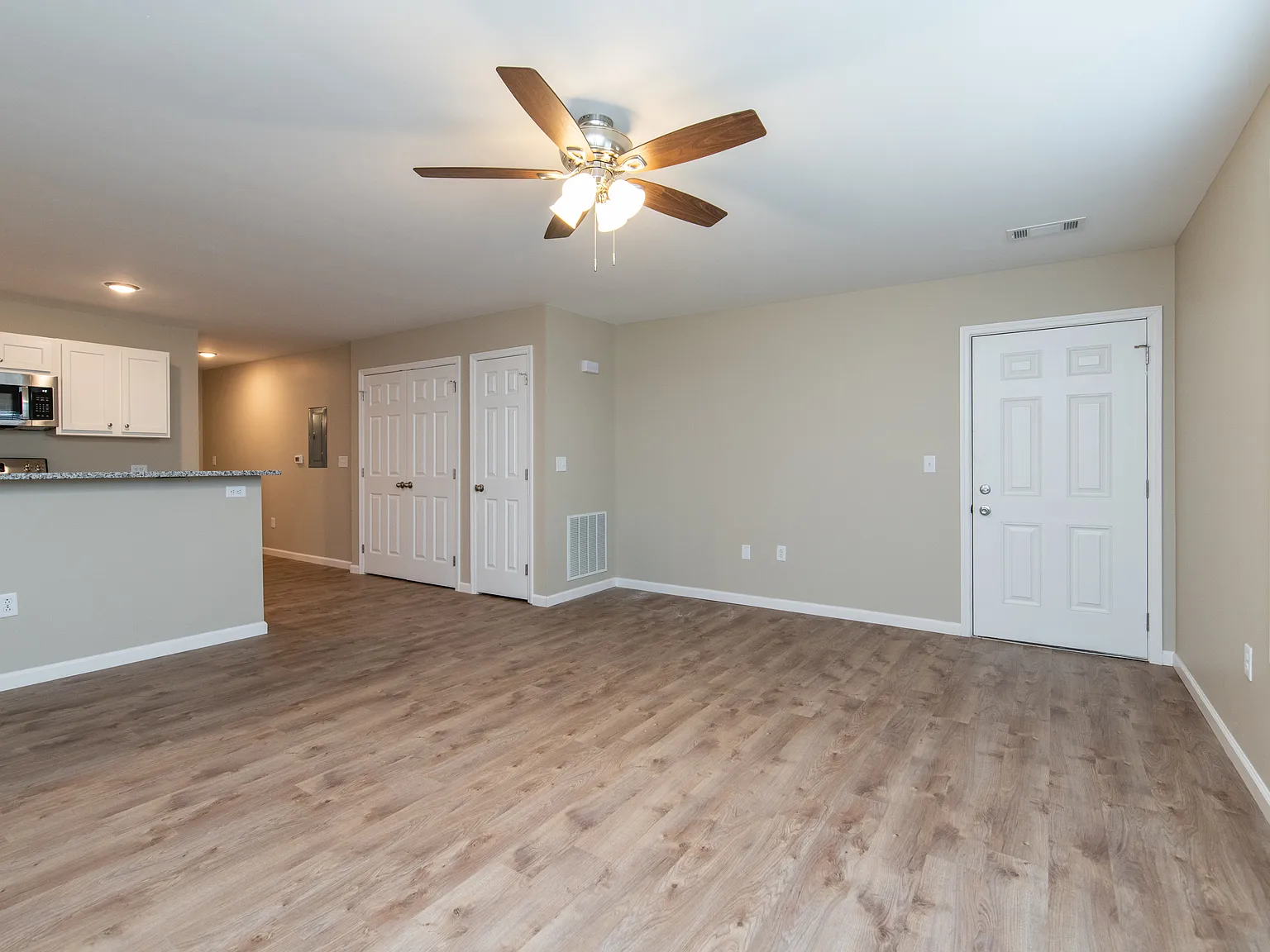 134 Alycia Drive - 11 — Photo 4