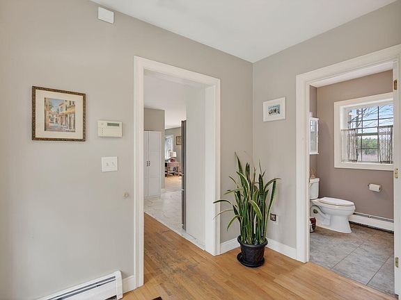 4th image of 68 Adams Way