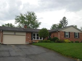 110 Southlake Dr, Dayton, OH 45459