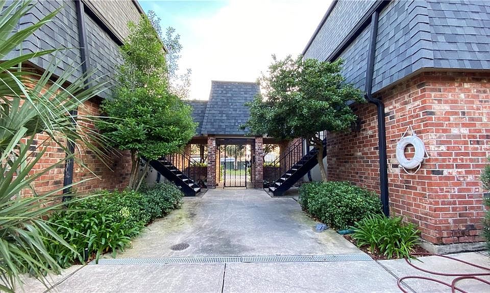 1st image of 2511 Metairie Lawn Dr #318