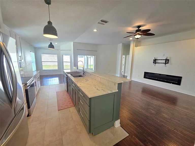 730 Straw Lake Dr — Photo 14