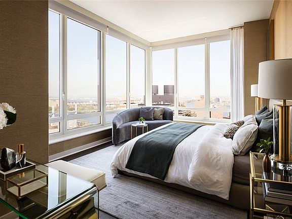 4th image of 205 E 92nd St APT 23C