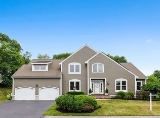 106 Weyland Cir, North Andover, MA 01845