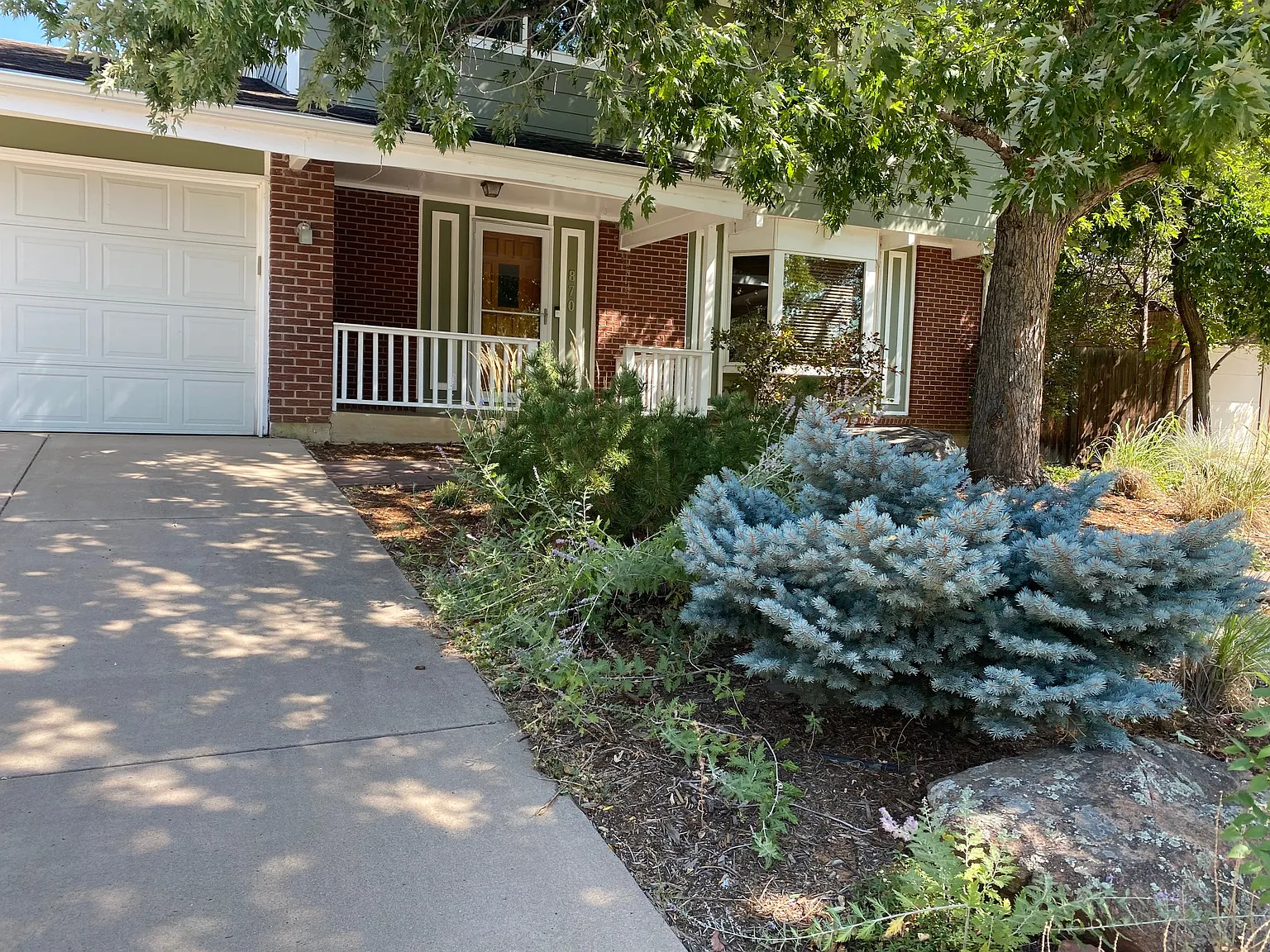 5 bed, 2700 sqft, $4,500 — Photo 1