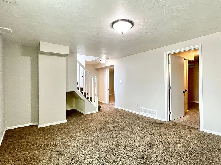 2705 S. Imperial St. — Photo 17
