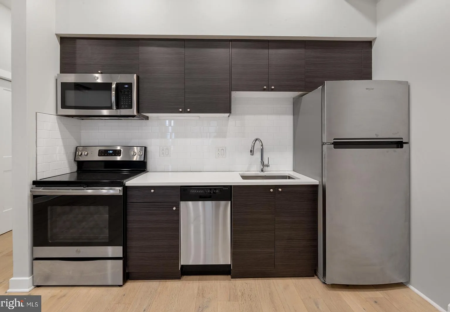 1 bed, 1.0 bath, 750 sqft, $1,750 — Photo 2