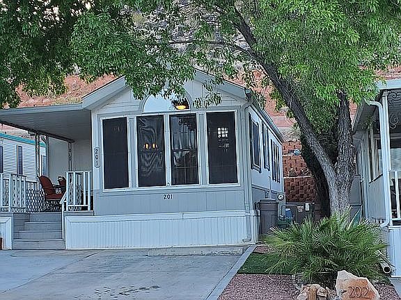 2nd image of 840 N Twin Lakes Dr #201