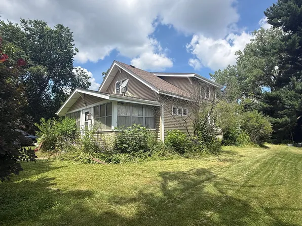 2119 Eldridge Ave E, North Saint Paul, MN 55109