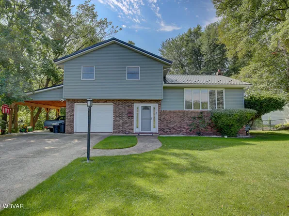 2410 Lincoln Dr, Williamsport, PA 17701