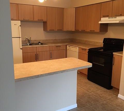 5th image of 122 Jewel Dr