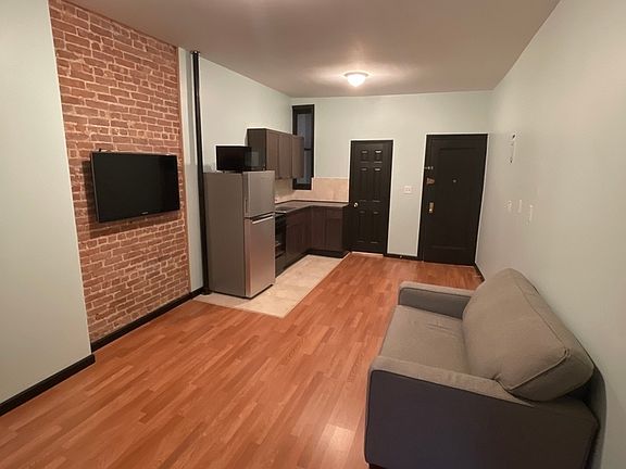 3rd image of 518 E 83rd St APT 2A