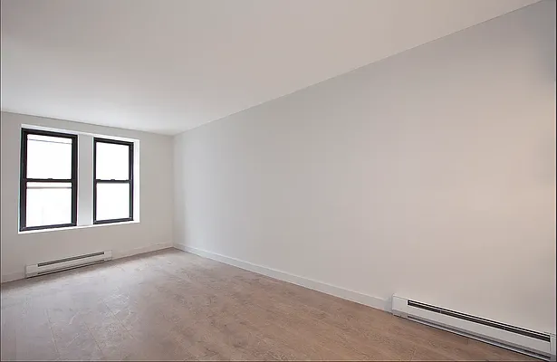 Rented by R New York | media 10