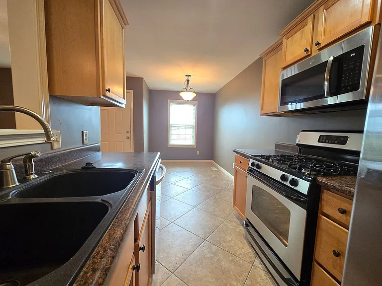 3526 Shepard Rd — Photo 9