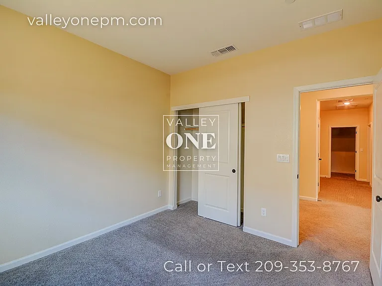 637 Mansfield Dr — Photo 13