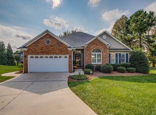 137 W Eden Course Dr, Advance, NC 27006