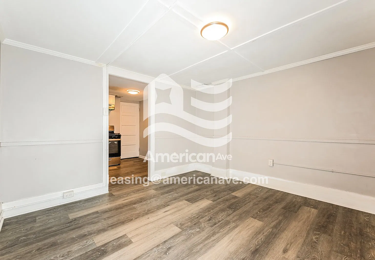 2 bed, 1.0 bath, 1154 sqft, $1,017 — Photo 2