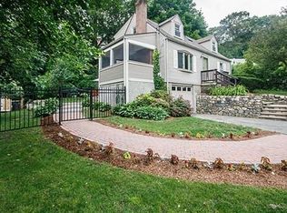 4 Wheelock Ter, Waltham, MA 02453