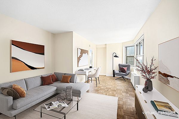 1st image of 300 E 40th St APT 31D