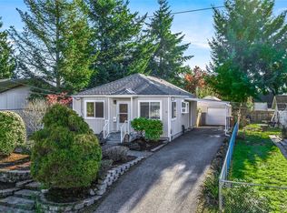 1712 S 39th St, Tacoma, WA