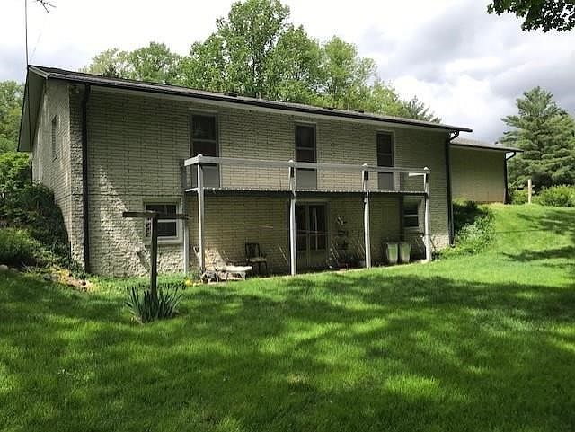 2nd image of 4813 E Windsor Ln