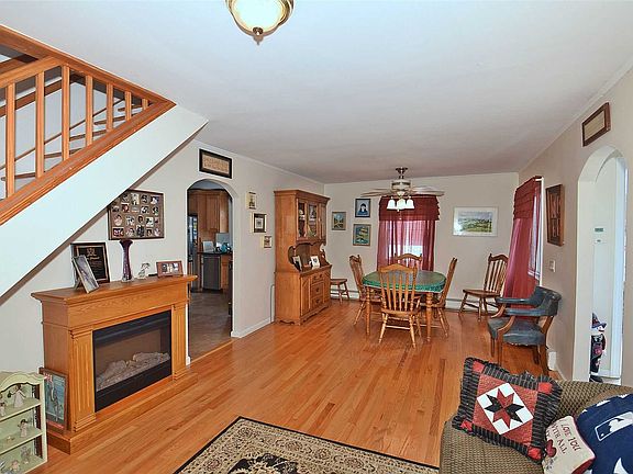 5th image of 561 Fire Island Ave
