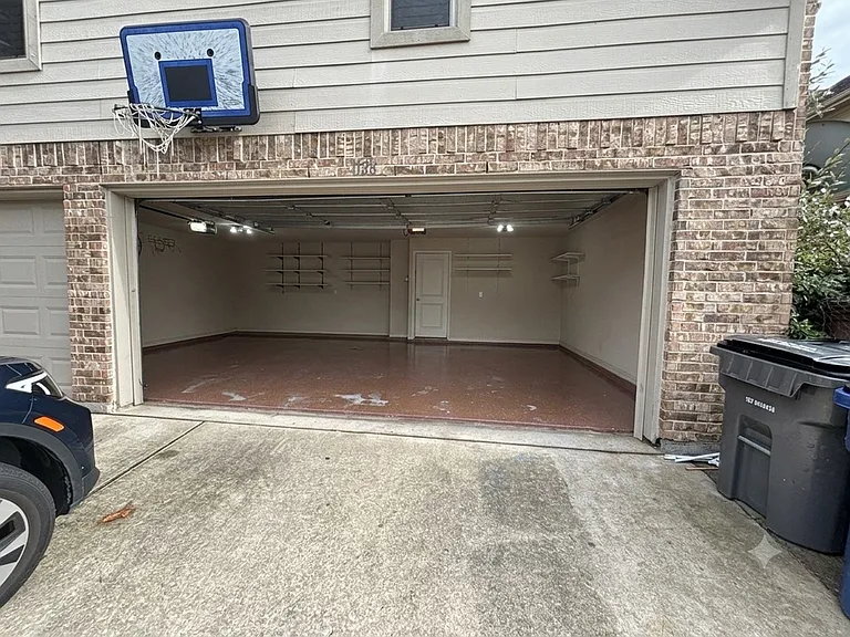 1128 Waterford Way — Photo 23