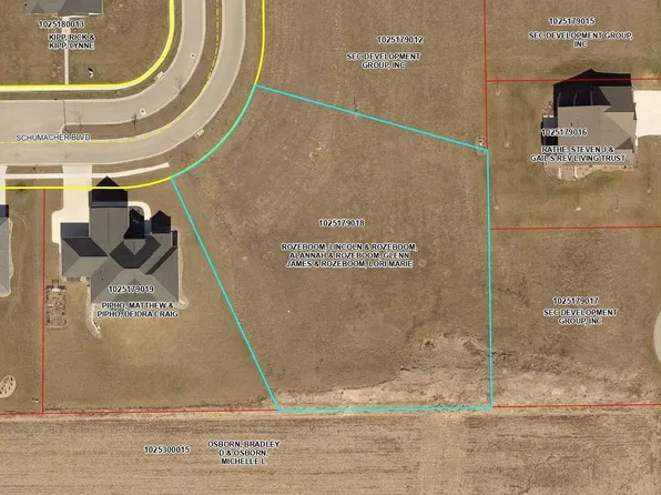 650 Schumacher Blvd, Denver, IA 50622