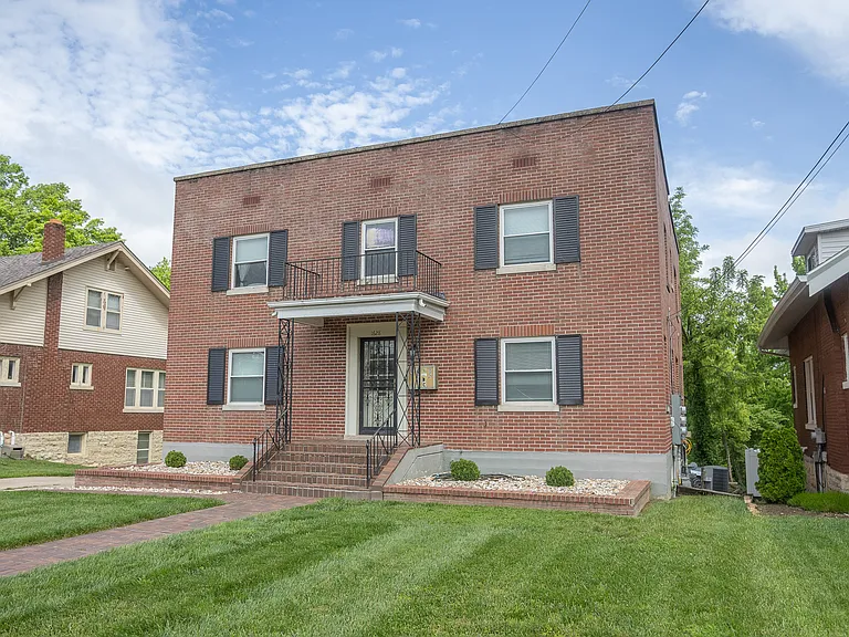 1628 W Main St #B — Photo 1