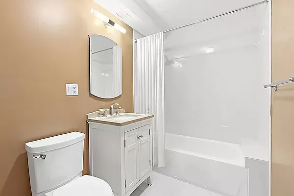 Rented by Compass | media 12