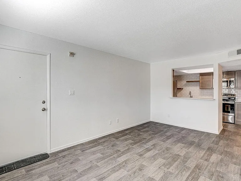The 95 Apartments — Photo 24