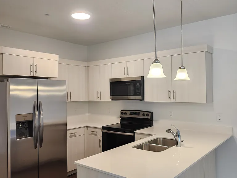 4735 S Alder Dr #F204 — Photo 8