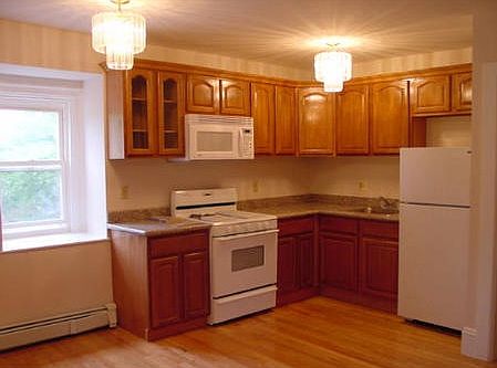 2nd image of 417 Auburn St