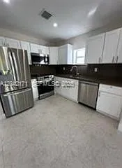 4924 SW 131st Ave #0 — Photo 6