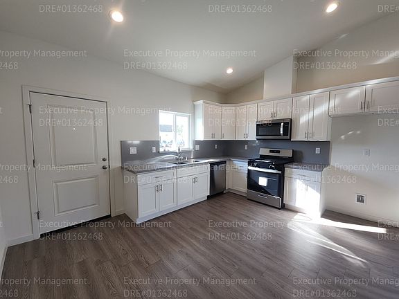 5th image of 9716 Krista Vineyard Way #A