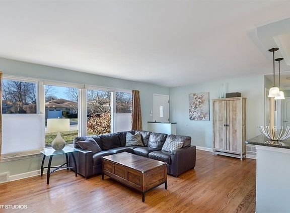 3rd image of 9337 Keeler Ave