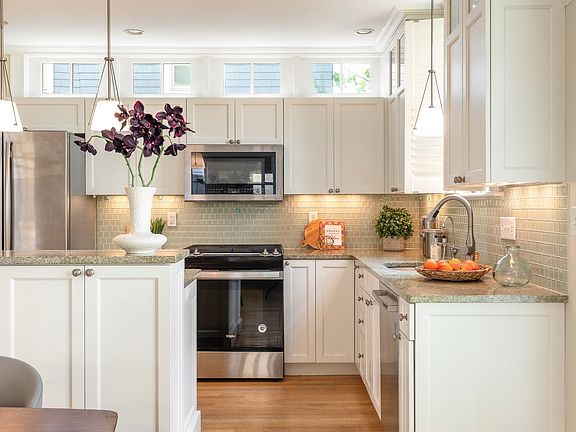 2nd image of 35 Gorham St #35