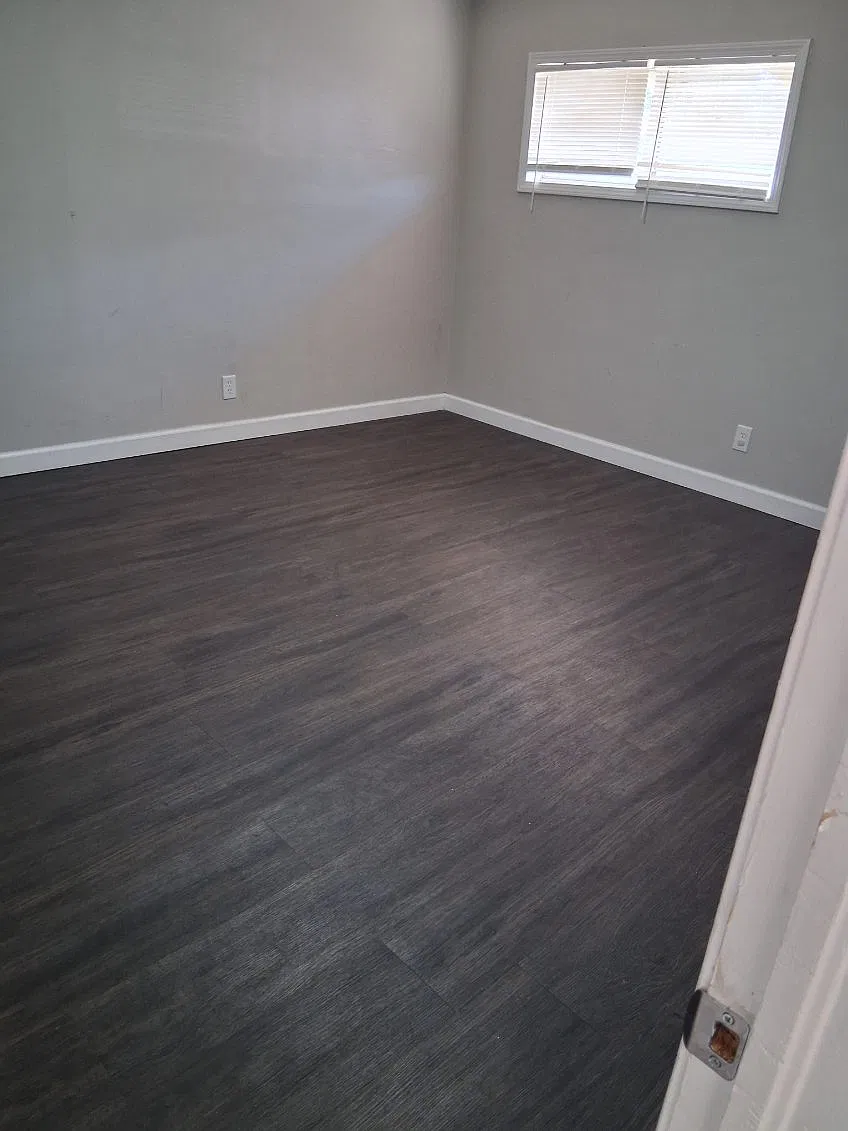 665 N College St — Photo 4