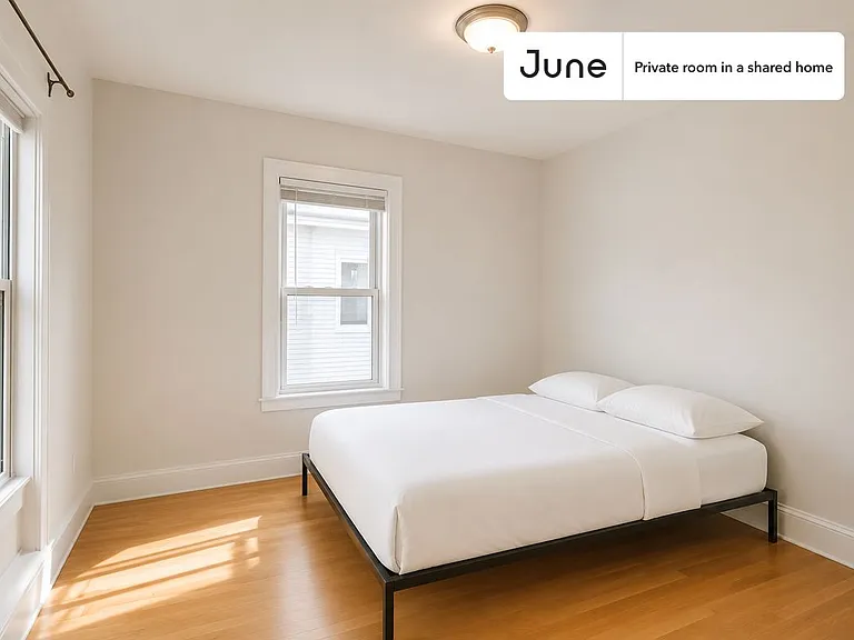 28 Charnwood Rd #D — Photo 1