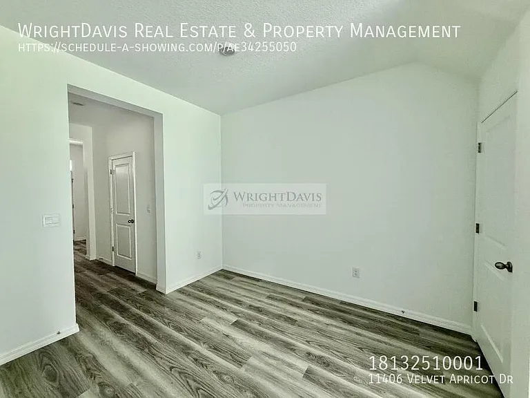 11406 Velvet Apricot Dr — Photo 6