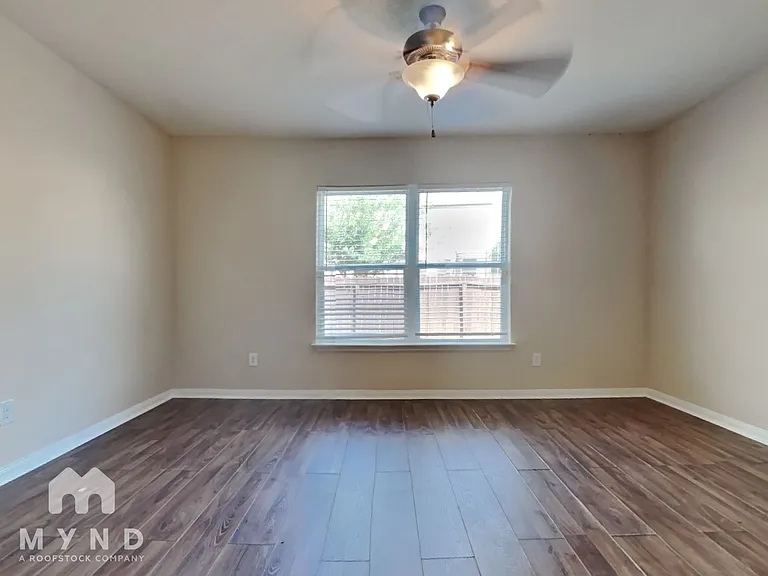 1680 Amy Dr — Photo 8
