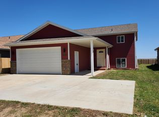 106 Chestnut Ave, Taylor, ND 58656